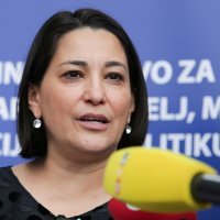 Ministarstvo obitelji i UNICEF obiteljskim centrima uručili službena vozila