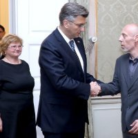 Andrej Plenković na sastanku s predstavnicima socijalnih radnika