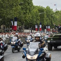 Macron s vojnom paradom prošao ulicama Pariza povodom Dana pada Bastille