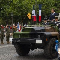 Macron s vojnom paradom prošao ulicama Pariza povodom Dana pada Bastille