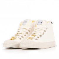 Bijele tenisice s potpisom brenda Novesta