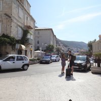 Dubrovnik: Na predjelu Ploča dvije osobe propucale taksista