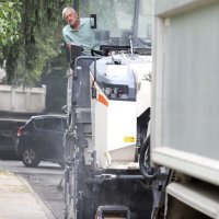 Zbog radova na uređenju kolnika Ulica Vladimira Nazora zatvorena za promet