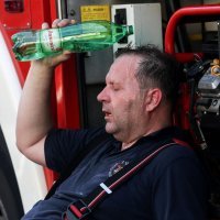 Velika Gorica: U stambenoj kući izbio požar, na intervenciji ozlijeđeno dvoje vatrogasaca