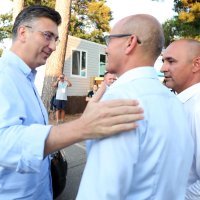 Andrej Plenković, Vili Bassanese