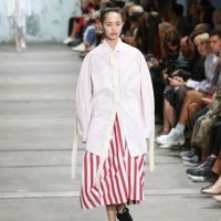 Modna revija dizajnerice Lee Mathews