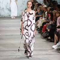 Modna revija dizajnerice Lee Mathews