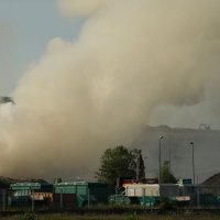 Požar na Jakuševcu normaliziran, Novi Zagreb i dalje u gustom dimu