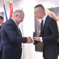 Dodijeljena odlikovanja hrvatskim državljanima koji su sudjelovali u spašavanju stradalih Mađara