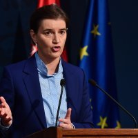 Ana Brnabić i Johannes Hahn održali zajedničku konferenciju za medije