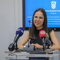 U Ministarstvu znanosti i obrazovanja dodjeljene nagrade najboljim maturantima