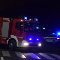 Požar kod Šibenika i dalje aktivan, vatrogasci cijelu noć branili kuće