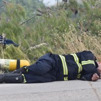 Bilice: Vatrogasci nakon naporne noći odmaraju i pripremaju se za još jedan dan borbe s vatrom