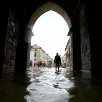 Dubrovnik: Obilna kiša poplavila Stradun
