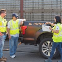 Linda Zhang, glavna inženjerka Forda F-150 pred publikom koja od ovog tipa vozila živi