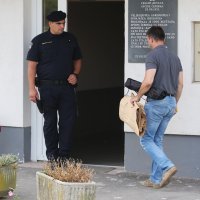 Pretres općinske zgrade u Čemincu