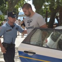 Policija privela osumnjičene za premlaćivanje 41-godišnjaka