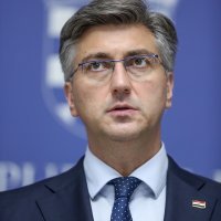 Konferencija premijera Andreja Plenkovića u Banskim dvorima