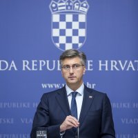 Konferencija premijera Andreja Plenkovića u Banskim dvorima