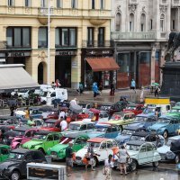 Stotinjak šarenih 'Spačeka' uljepšali glavni zagrebački trg