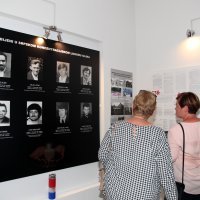 Povodom Dana Grada Gline održana svečana sjednica i otkriven spomenik Franji Tuđmanu