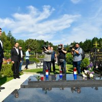 Zoran Milanović položio vijence podovom Dana pobjede