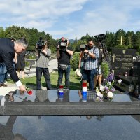 Zoran Milanović položio vijence podovom Dana pobjede