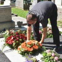 Izaslanstvo HNS-a liberalnih demokrata položilo vijence na grob Savke Dabčević Kučar