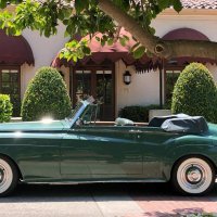 Rolls-Royce Silver Cloud II H.J. Mulliner Drophead Coupe iz 1960.