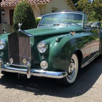 Rolls-Royce Silver Cloud II H.J. Mulliner Drophead Coupe iz 1960.