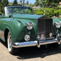 Rolls-Royce Silver Cloud II H.J. Mulliner Drophead Coupe iz 1960.