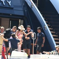 Kylie Jenner stigla je na jahtu 'Tranquility' koja ju je dočekala usidrena na Capriju