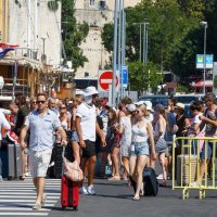 Velika prometna gužva prema splitskoj trajektnoj luci