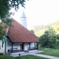 Muslimani su klanjajući Bajram-namaz dočekali Bajram u malom bosanskom selu Umoljani