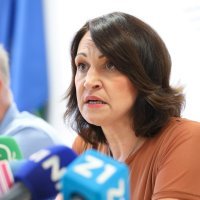 Milan Bandić na tiskovnoj konferenciji Stranke rada i solidarnosti