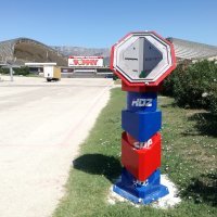 Devastiran fotostup u Splitu