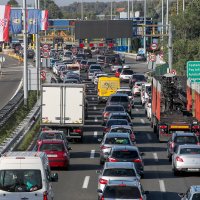 Gužve u smjeru mora na naplatnoj postaji Lučko