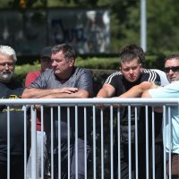 Navijači Dinama čekaju da se otvore blagajne kako bi kupili karte za utakmicu protiv Rosenborga