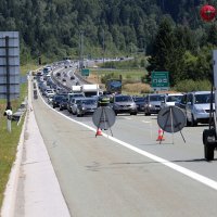 Mali sportski zrakoplov prisilno sletio na autocestu A6