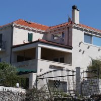 Nerežišća: Kuća bivšeg ministra Lovre Kuščevića