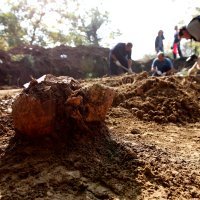 Iskopavanje ubijenih na kraju II. svjetskog rata u Gračanima