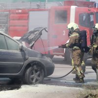 Split: Na ulazu u benzinsku postaju zapalio se osobni automobil