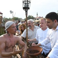 Koprivnica: Bernardić sa suradnicima posjetio Renesansni festival