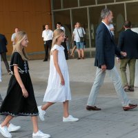 Kraljica Letizia i kralj Filip VI. s kćerima Leonor i Sofijom