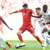 Bayern (Robert Lewandowski) - Mainz (Ronael Pierre-Gabriel)