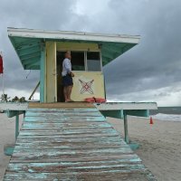 Uragan Dorian pred obalama Bahama