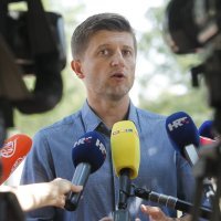 Ministar financija Zdravko Marić dao izjavu za medije o porezu na dohodak