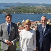 Trilateralni sastanak Kolinde Grabar-Kitarović, Alexandera Van Der Bellena i Boruta Pahora u Šibeniku