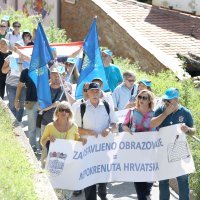 Učitelji i nastavnici prosvjeduju na Markovu trgu