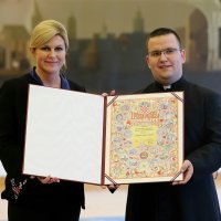 Predsjednica uručila Povelje RH nacionalnim marijanskim svetištima